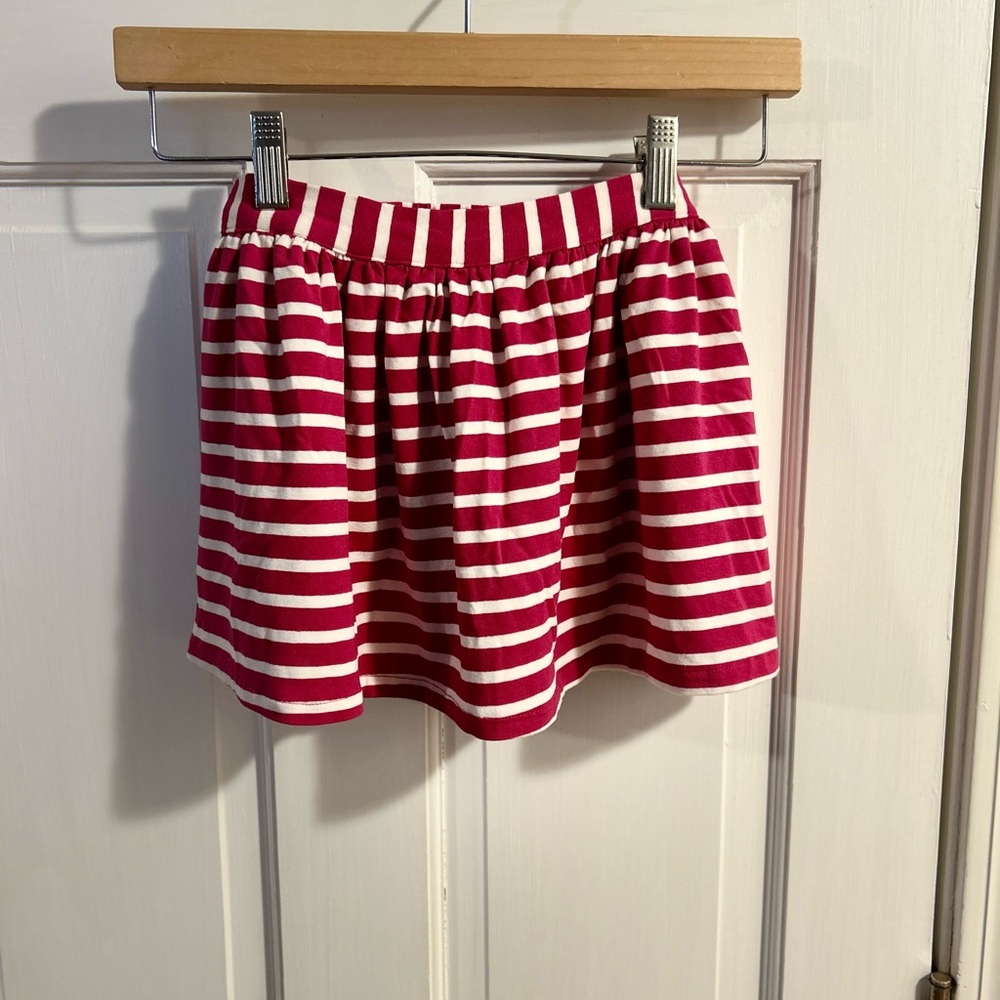 the groovy gator red and white striped skirt with tie around bow, size 4t
